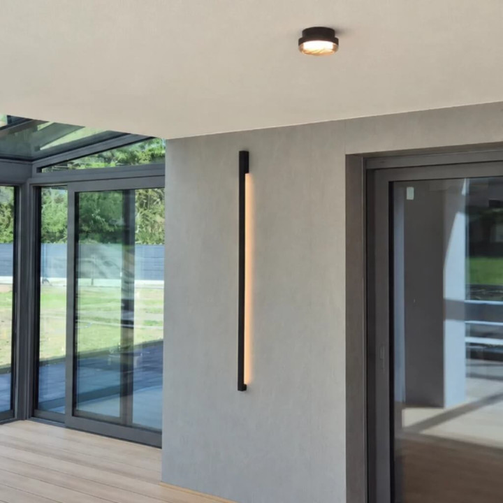 LOONARI TESSO oblong, black LED wall lamp IP65 90/120/150cm