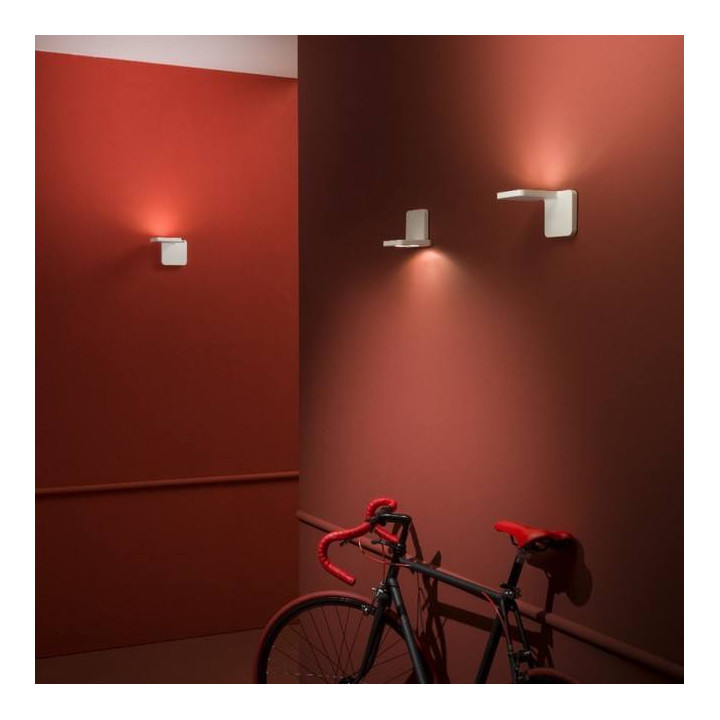 STILNOVO QUAD 7750, 7753 włoski kinkiet LED 19W biały, czarny 3000K
