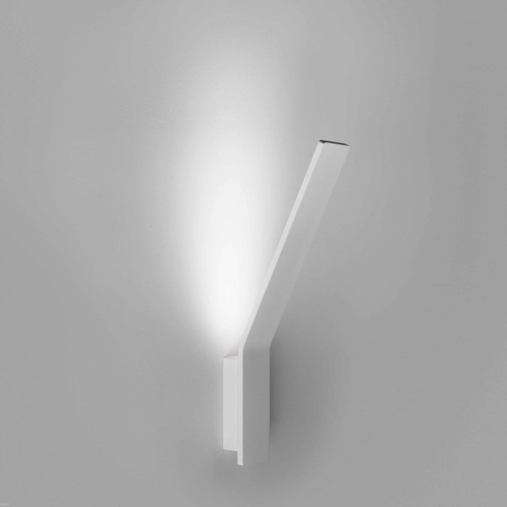 STILNOVO LAMA 7104, 7137 modern 21W LED wall light white, black 3000K