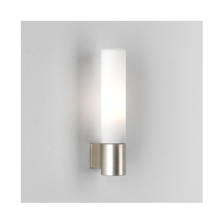 ASTRO BARI bathroom wall light in the shape of a tube 1047006