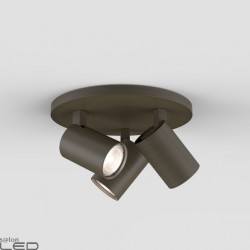 ASTRO ASCOLI Triple is a triple reflector with a base in the shape of a circle
