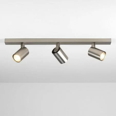 ASTRO ASCOLI Triple Bar is a spotlight with a rail-shaped base