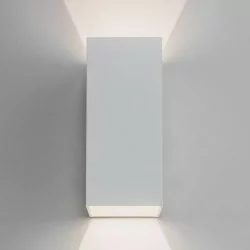 ASTRO Oslo 160 outdoor wall light white, black
