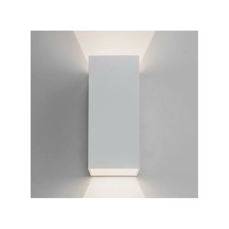 ASTRO Oslo 160 outdoor wall light white, black