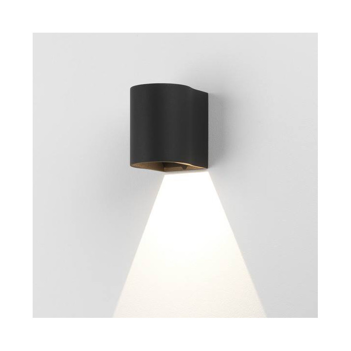 ASTRO DUNBAR 100 aluminiowy czarny kinkiet LED świecący jednostronnie