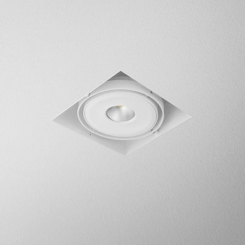 AQFORM SQUARES 111x1 QRLED recessed 30108