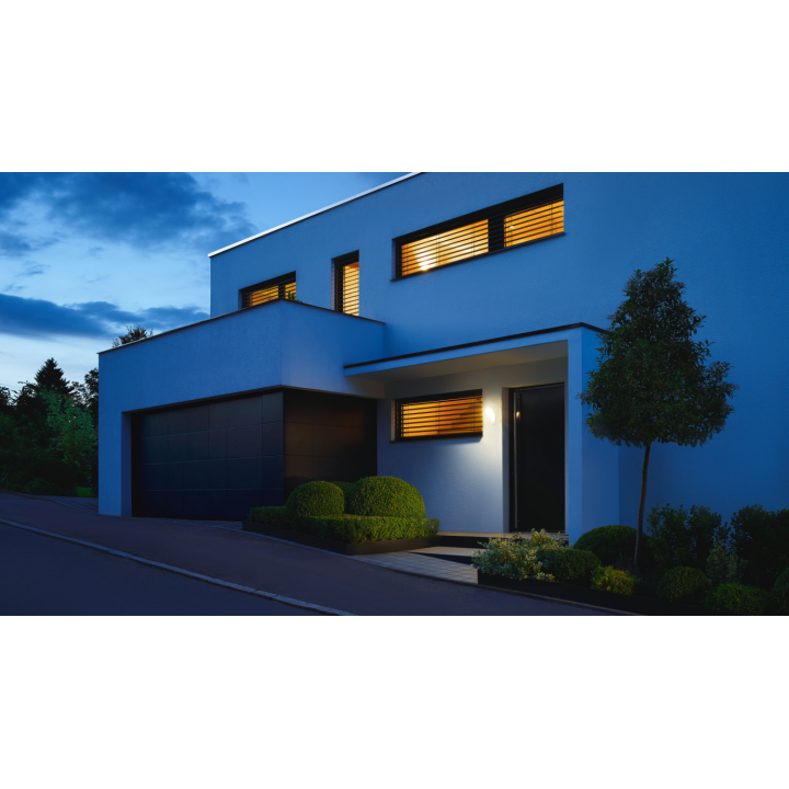 Steinel XLED slim naświetlacz LED z czujnikiem ruchu 10,5W