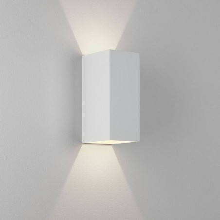 ASTRO KINZO 210 LED wall lamp, available in 3 colors to choose from