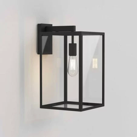 ASTRO BOX Lantern 450 1354007 is a cube-shaped wall lamp ASTRO BOX Lantern 450 1354007 is a cube-shaped wall lamp