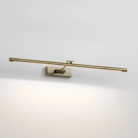 ASTRO GOYA 760 LED ideal for lighting paintings, photographs, etc. ASTRO GOYA 760 LED ideal for lighting paintings, photographs, etc.