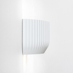 Astro BLEND plaster wall lamp shining up and down, 1 x E27