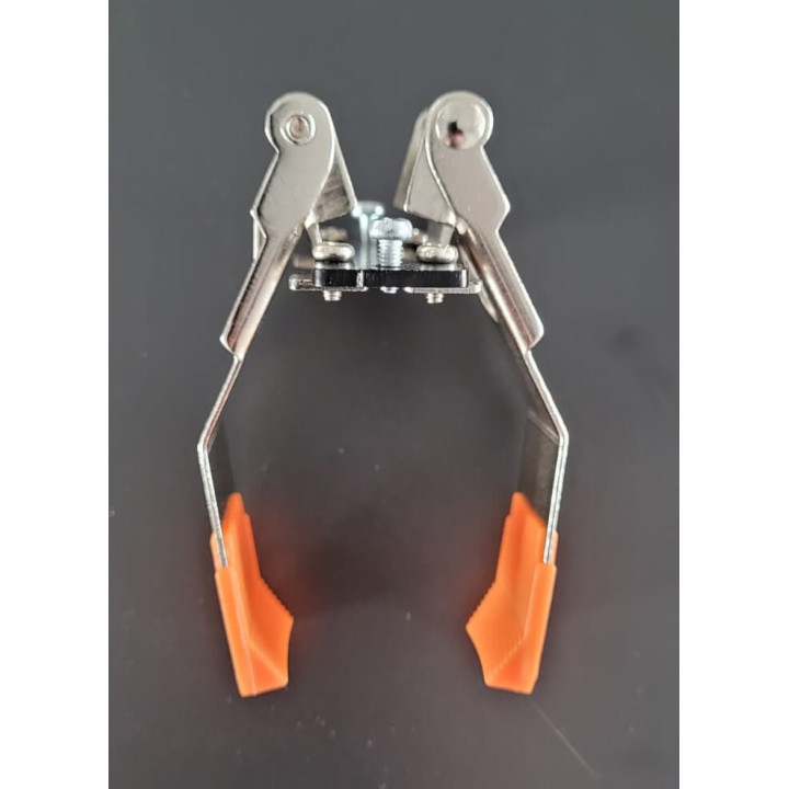 Oxyled Multiline spring for flush-mounted rail with frame