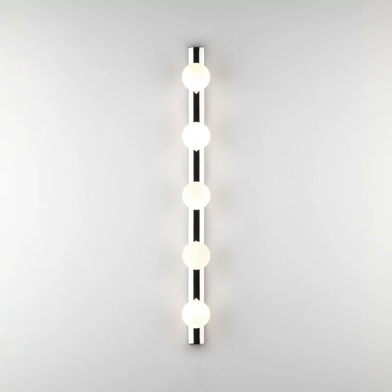 ASTRO Cabaret 5 chrome/black bathroom wall lamp 1087008, 1087010