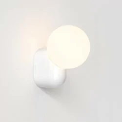 ASTRO Lyra 1472001 glossy white wall lamp with a round shade IP44