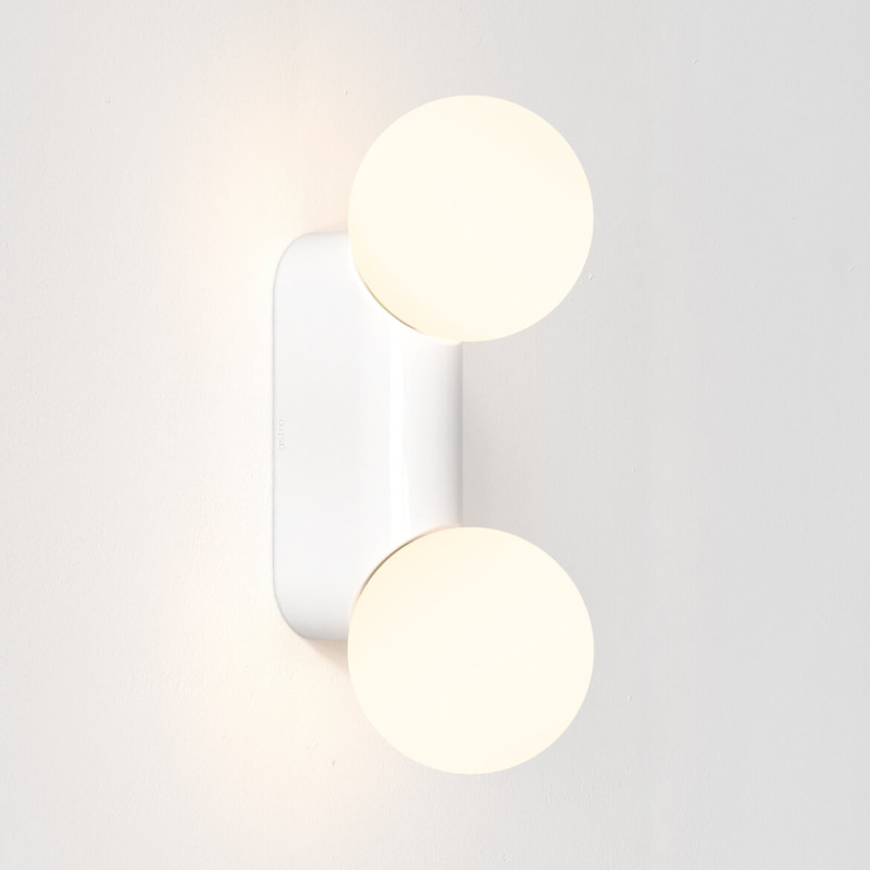 ASTRO Lyra Wall Twin wall lamp, glossy white, perfect for the bathroom