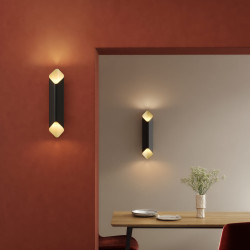 ASTRO Ako 600 adds a luxurious accent to the walls, light color: 2700K