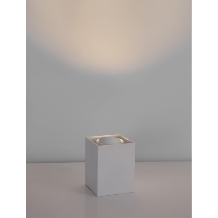 LUCES CHIVACOA kwadratowa lampa sufitowa czarna lub biała GU10