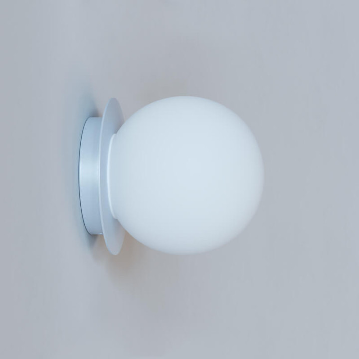 CLEONI Cotton wall lamp, ball-shaped lampshade, G9 bulb