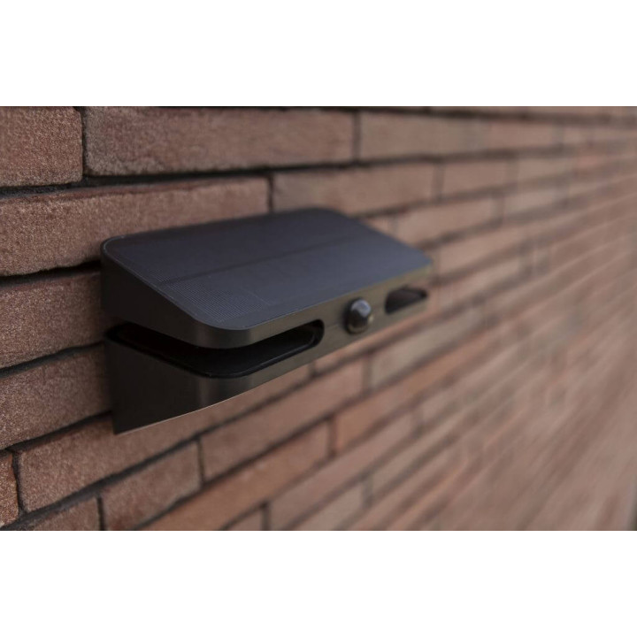 LUTEC AERO kinkiet solarny LED z czujnikiem ruchu PIR IP54