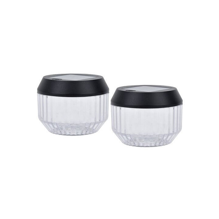 Lampy DIVA LED Solar &ndash; magiczne światło na stole ogrodowym