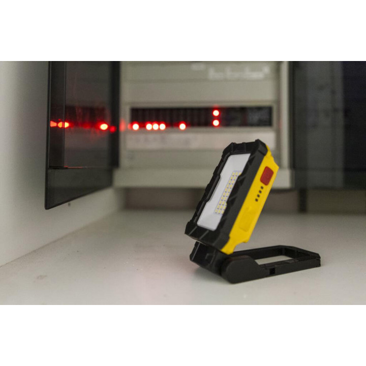 LUTEC PENI przenośna lampa LED z USB-C mocowanie magnetyczne