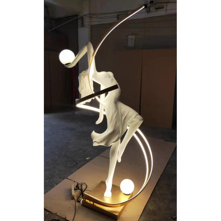 ADANI DANCING GIRL lampa podłogowa figuralna, styl nordycki