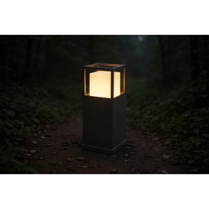 TRIO WITHAM lampa ogrodowa LED ze zmianą barwy światła IP54