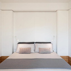 Wall light LINEA LIGHT SNAKE 7232, 7232 white, black switch