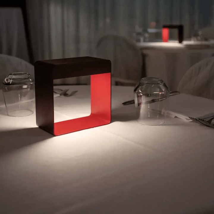 LINEA LIGHT DAMA LED table lamp 3000K USB without cables 6 colors