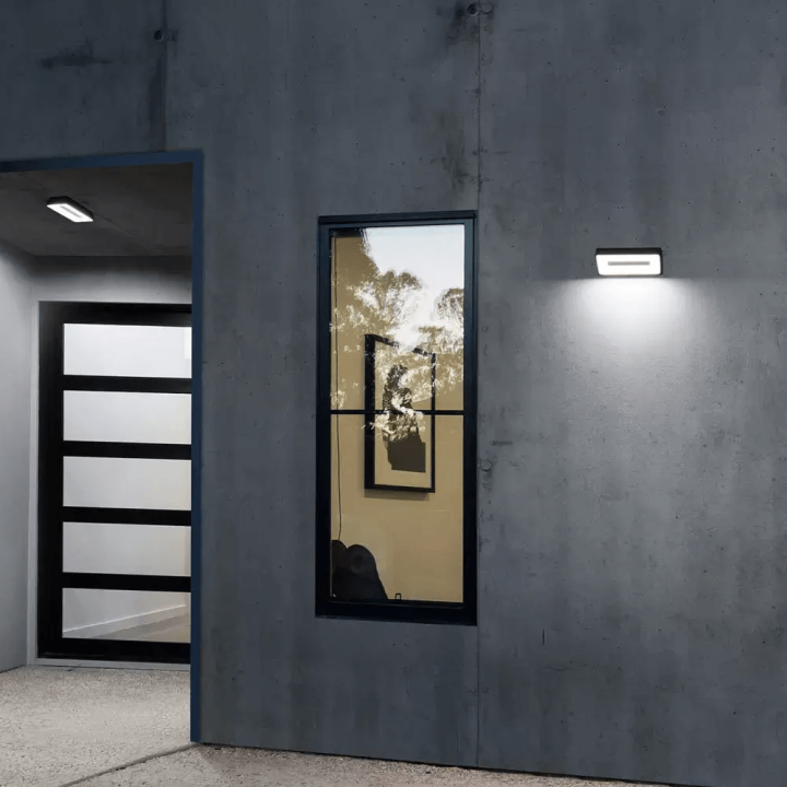 LINEA LIGHT STADIUM LED outdoor wall lamp, terraces and entrances