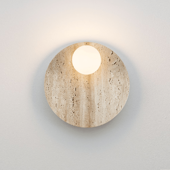 LUCES OVEE okrągły kinkiet 30cm naturalny trawertyn, szklana kula 10cm