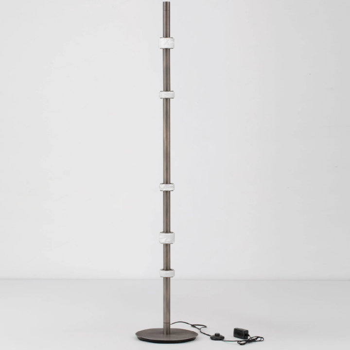 LUCES MARLOW 18W LED floor lamp, alabaster finish and dimming function