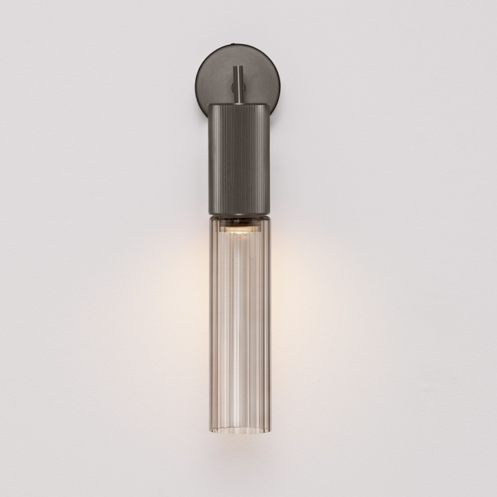 LUCES BRIELLE 5W 3000K LED wall lamp made of metal and ribbed glass