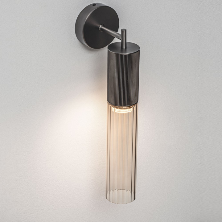 LUCES BRIELLE elegancki kinkiet LED 5W 3000K z ryflowanego szkła