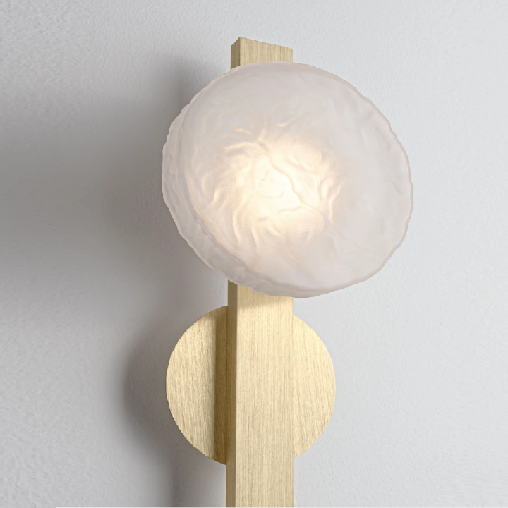 LUCES FLOSSIE LED wall light 5W, brushed gold with opal glass, 3000K