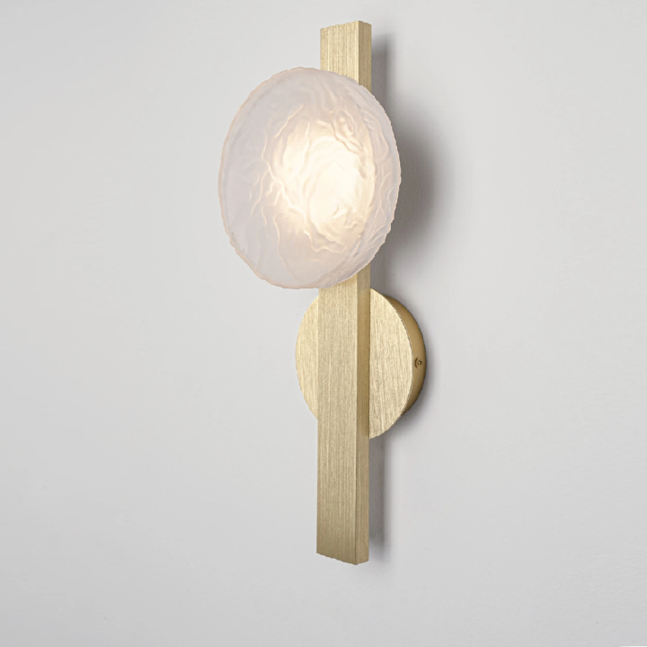 LUCES FLOSSIE LED wall light 5W, brushed gold with opal glass, 3000K