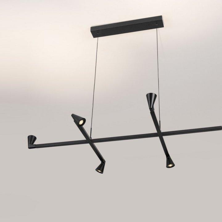 LUCES RIVO czarna lampa wisząca LED z 6 punktami, długość 110cm, 3000K