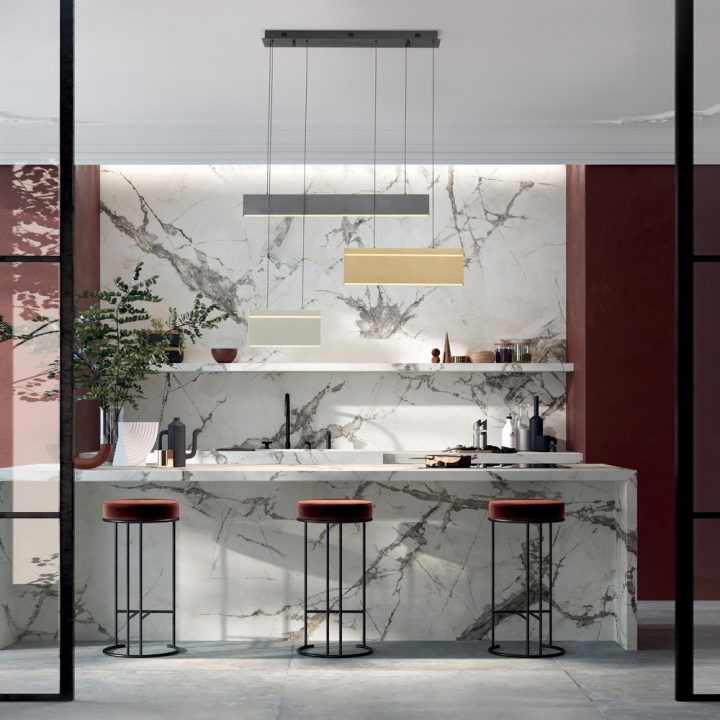 The LUCES ARANDA LE45828 35W LED pendant lamp adds a touch of elegance