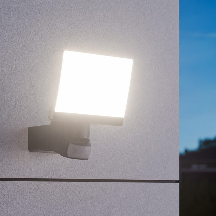 Steinel XLED home 2XL with motionsensor in four colors and power 20W