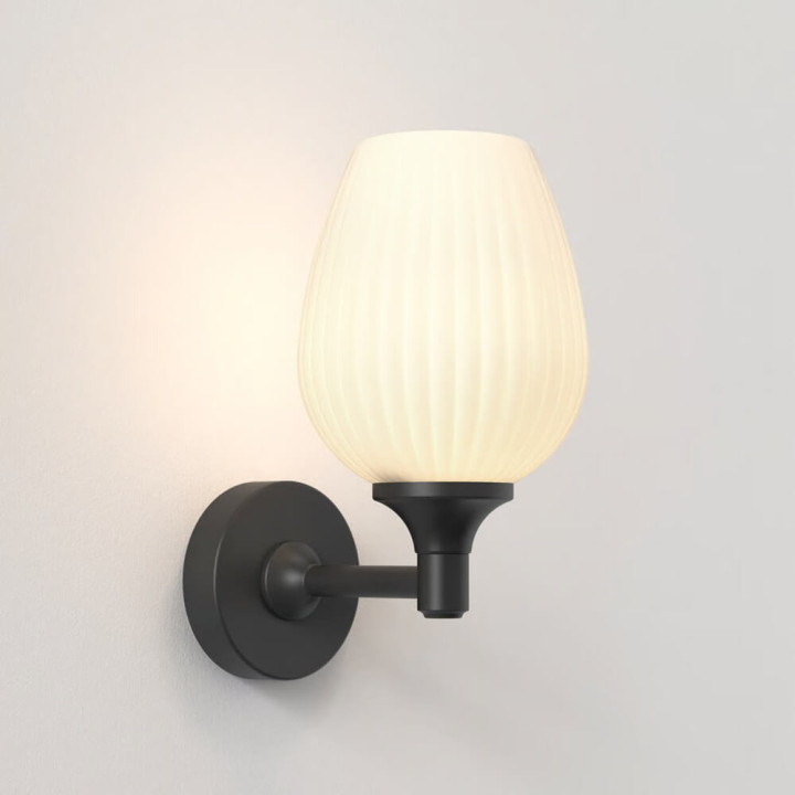 ASTRO LIBERTY WALL 1485001/2/3 tulip-shaped glass bathroom wall light