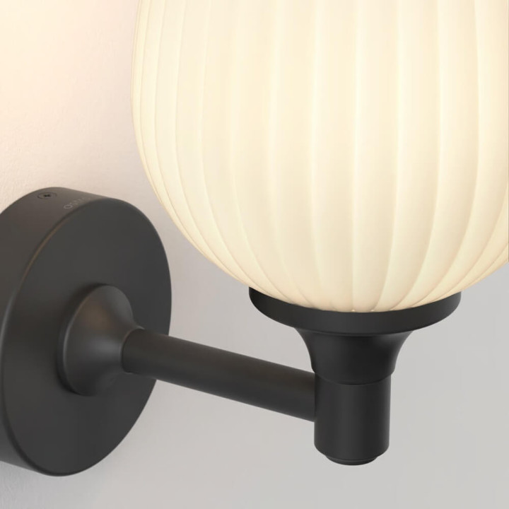 ASTRO LIBERTY WALL 1485001/2/3 tulip-shaped glass bathroom wall light