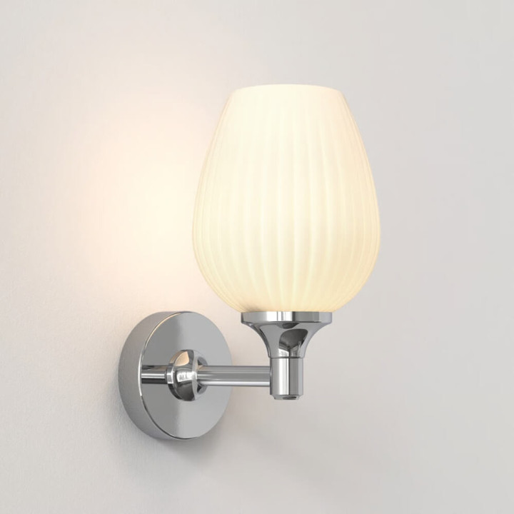 ASTRO LIBERTY WALL 1485001/2/3 tulip-shaped glass bathroom wall light