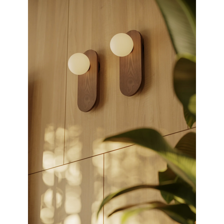 MAXlight Point W0476 wall lamp &ndash; dark wood and milky glass sphere