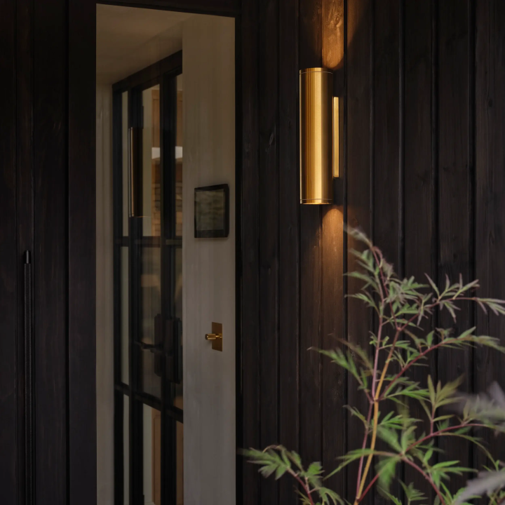 Astro Ava 300 Coastal IP65 outdoor wall light, up/down lighting 2xGU10
