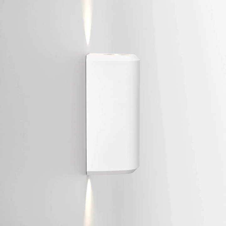 Astro Brixham Twin concrete wall light, IP44, up/down lighting, 2xGU10