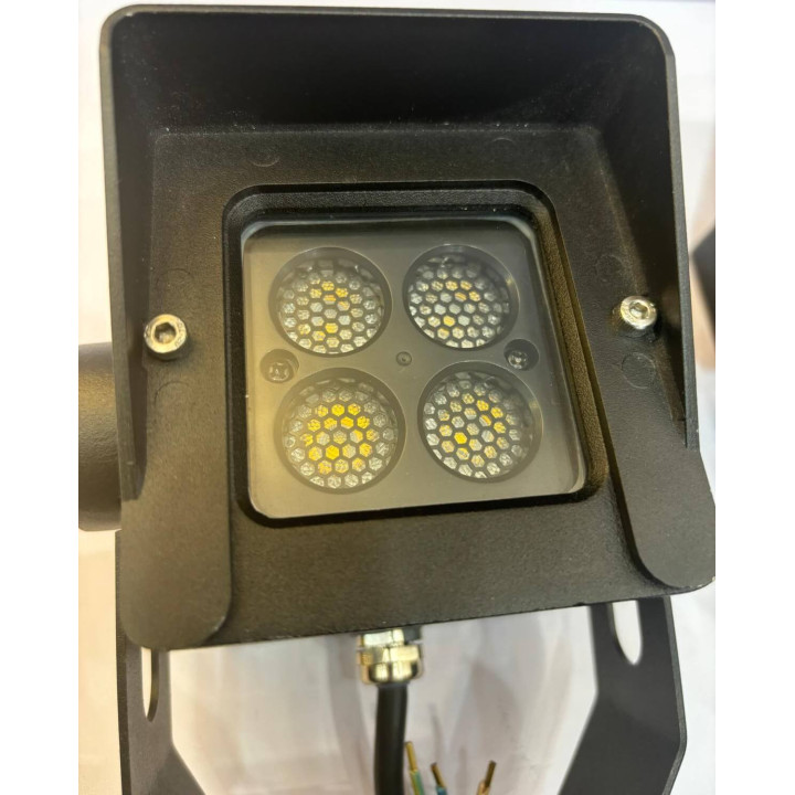 SLED BANDRE naświetlacz LED 10W IP65 3000K czarny reflektor ogrodowy