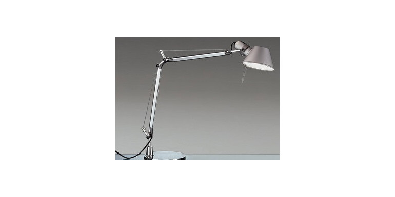 Professional Artemide desk lamps for study and work 