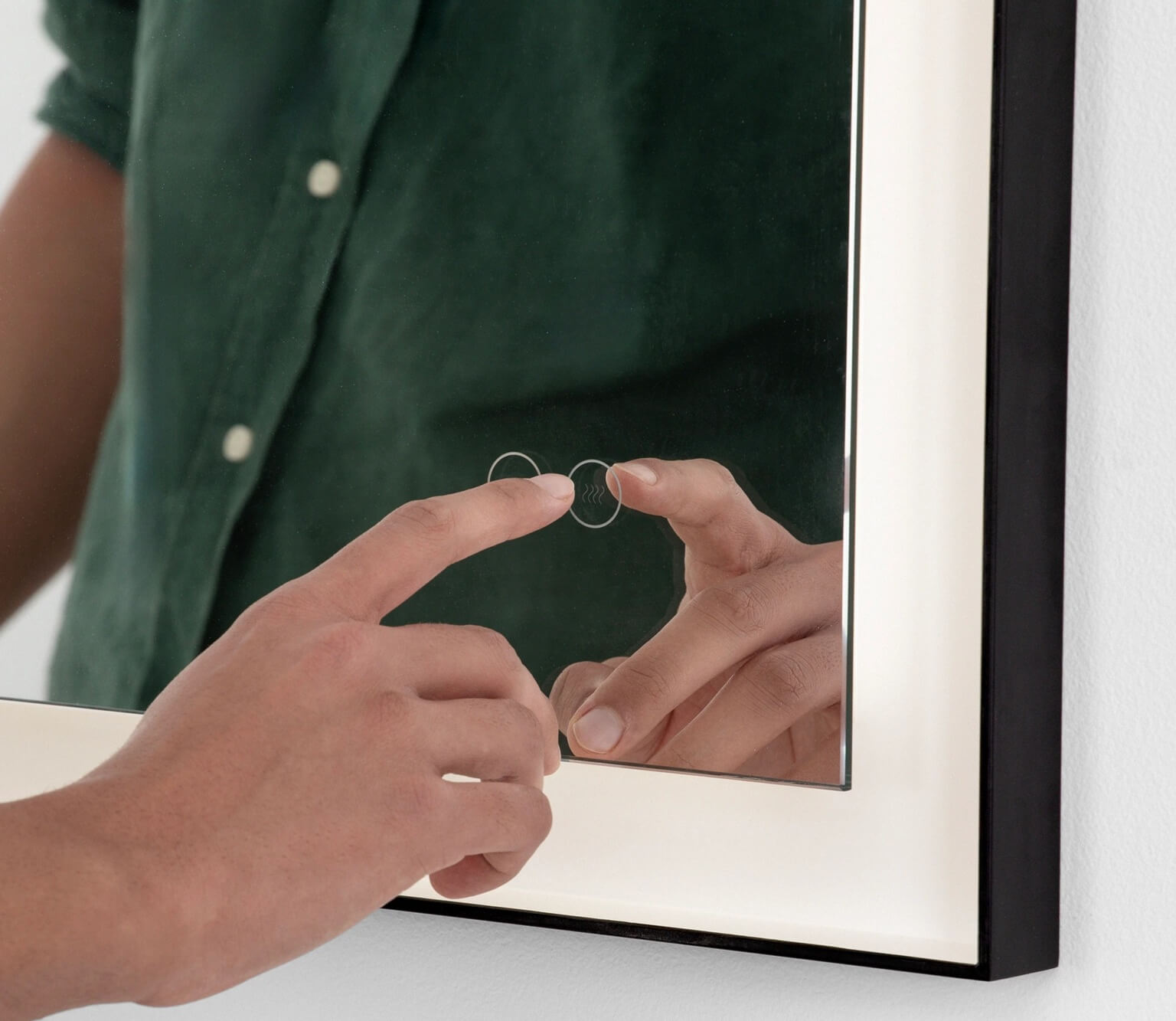 Anti-fog function in an LED mirror