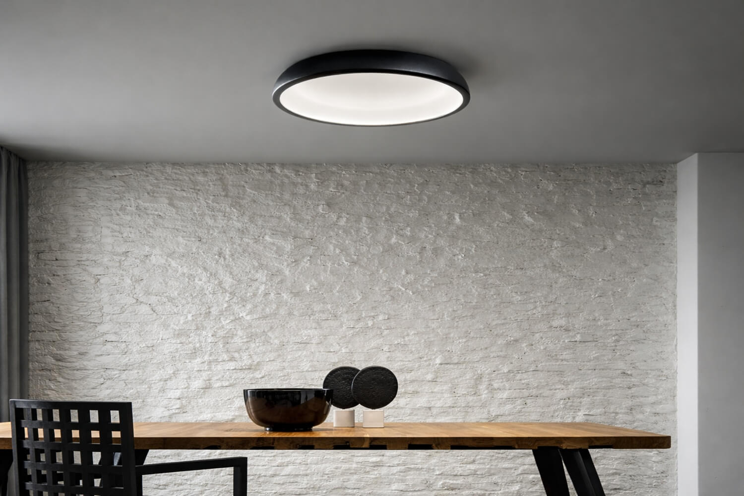 czarny nowoczesny plafon sufitowy led