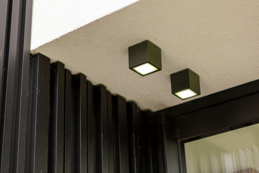 lampy sufitowe led zewnętrzne